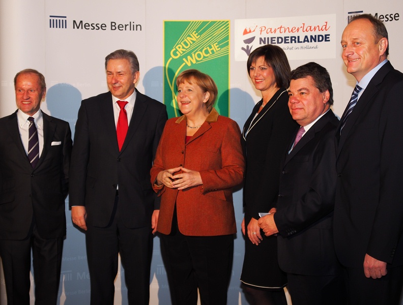 Erffnungsrundgang IGW 2013 - Angela Merkel