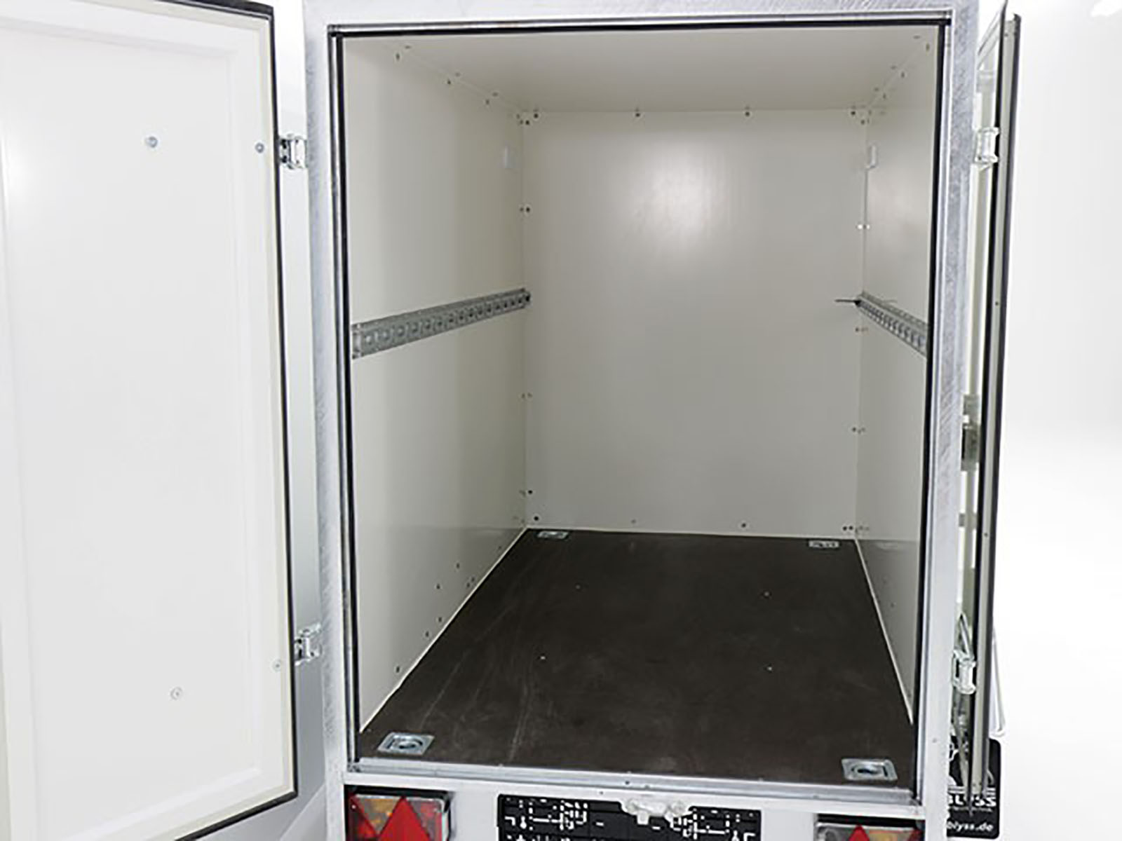 Gebraucht Sonstige Koffer Anhaenger Blyss Kofferanhaenger 750kg ungebremst 118x205cm Hoehe 150cm_1733_07