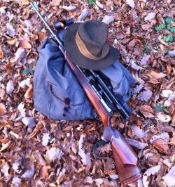 Polizeifund in Laschendorf: Jäger lässt Gewehr im offenen Wagen liegen