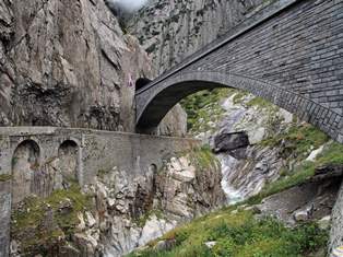 Rundweg Schöllenen - Teufelsbrücke - Schweiz